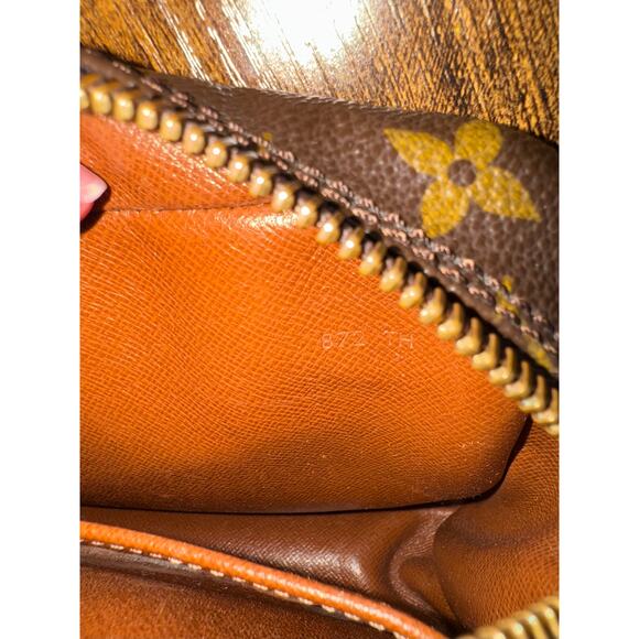 Vintage 1987 Louis Vuitton Monogram Coated Canvas Compiegne 23 Clutch Bag - Picture 12 of 12